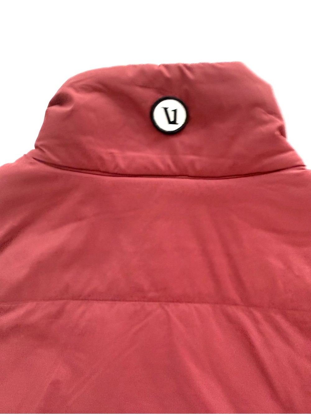Vuori Canyon Insulated Vest Cerise red brown NWT Size M Lightweight Puffer - Picture 7 of 9